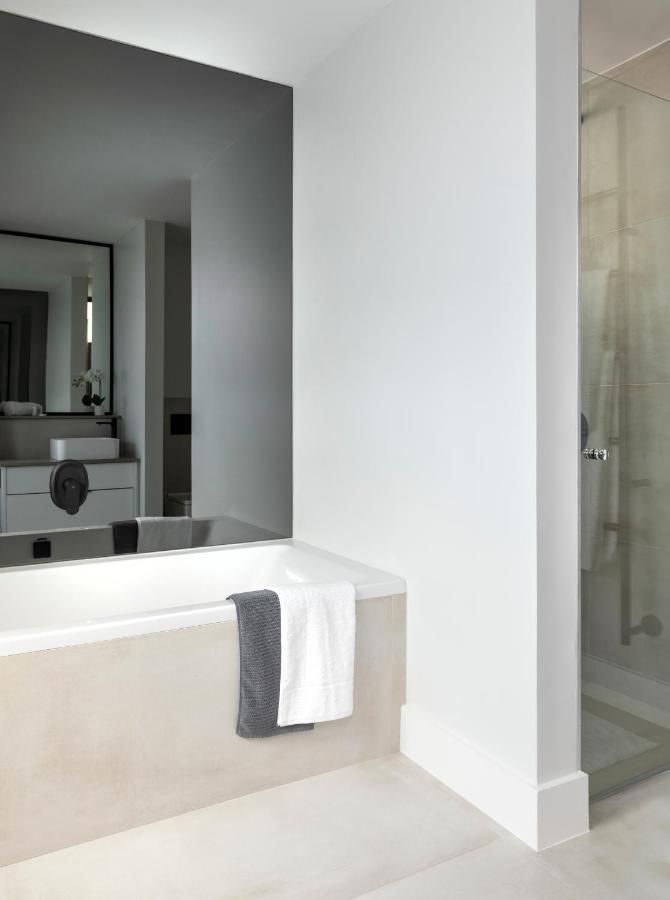 Premium Cape Camps Bay Lodge Cape Town Bagian luar foto