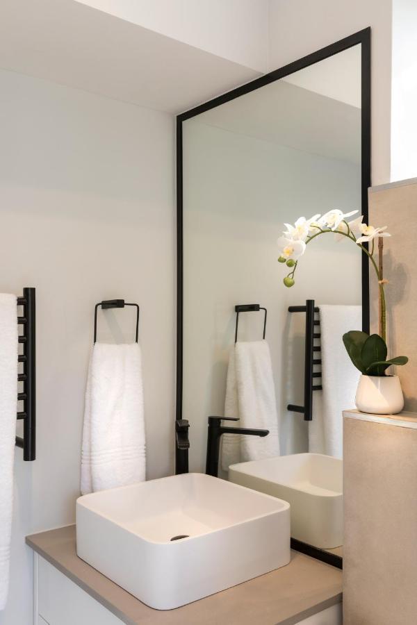 Premium Cape Camps Bay Lodge Cape Town Bagian luar foto